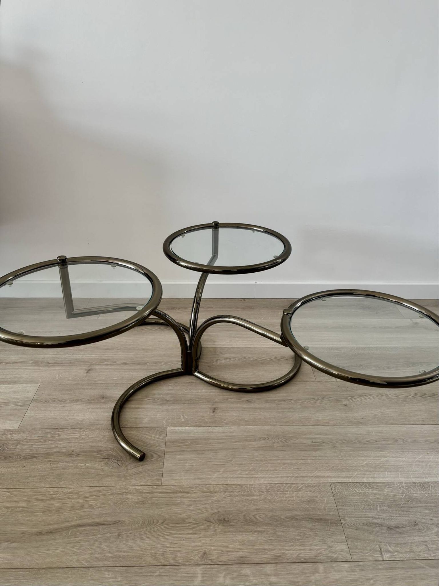 Morex coffee table attributed to Milo Baughman, 1970s, 3 trays.
