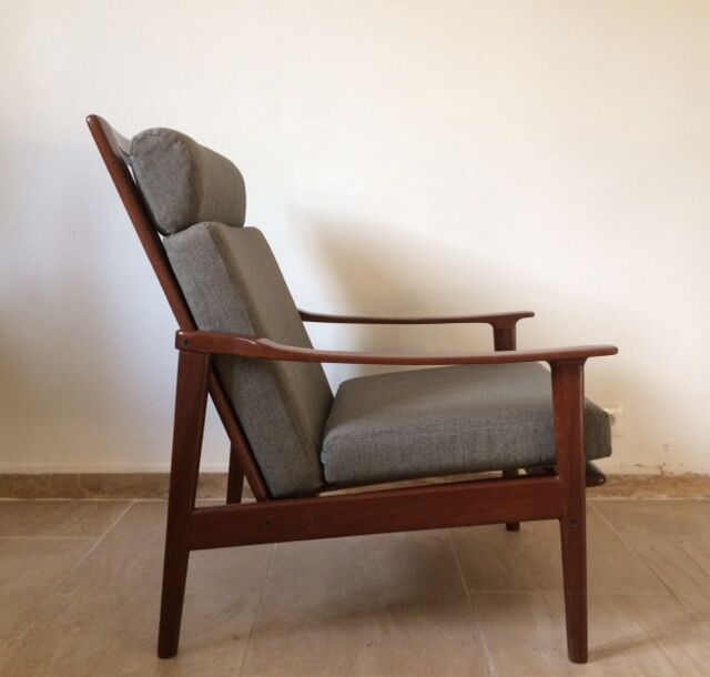 Paire de fauteuils scandinaves en teck années 60