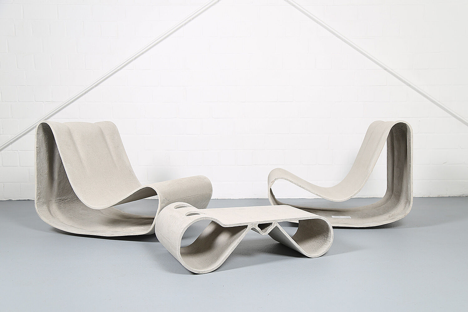 Swisspearl/Eternit Willy Guhl set of 2 Loop Chairs and 1 Loop Table