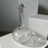 Engraved vintage wine decanter (cork reported)