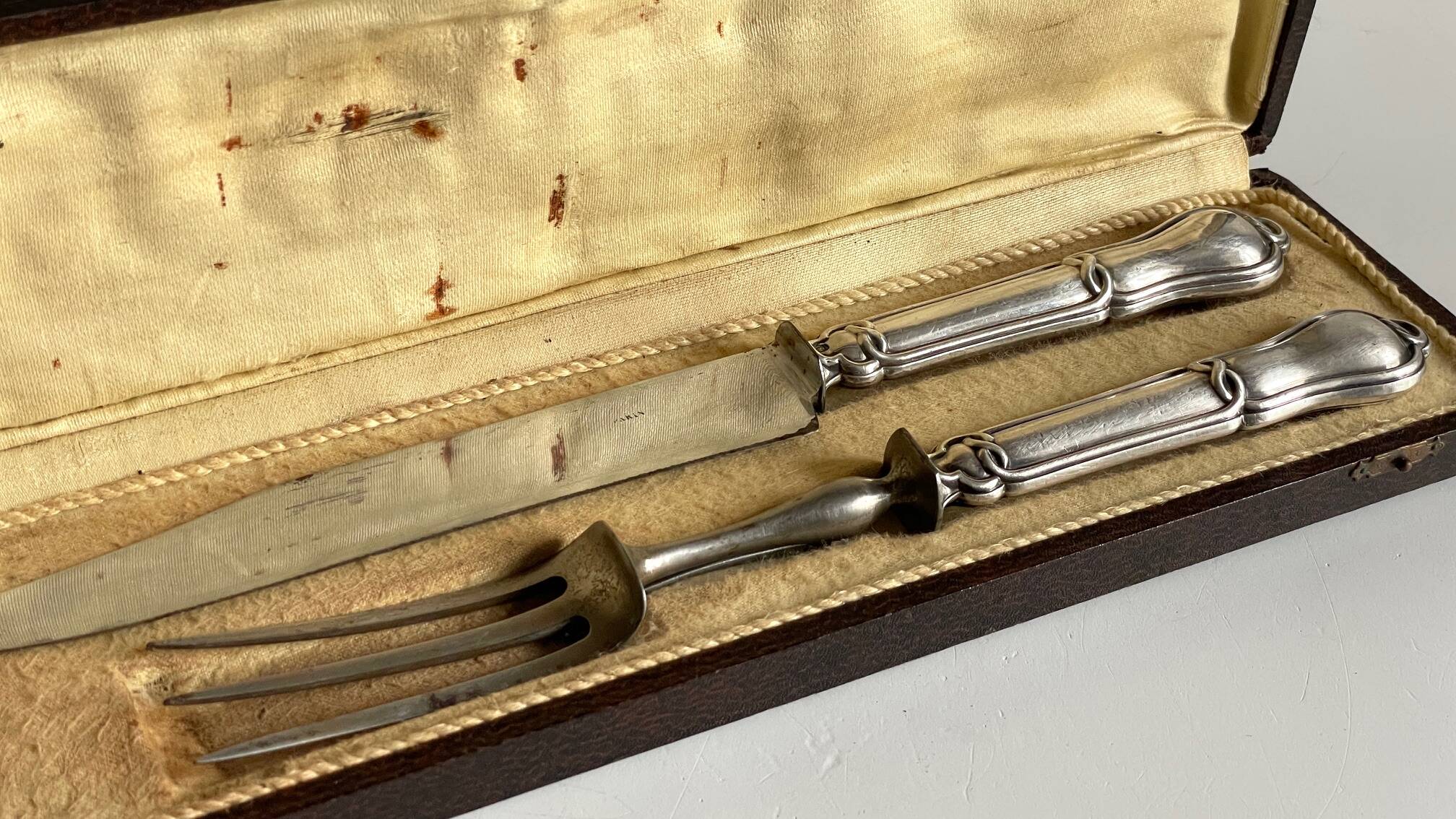 Silver and Silver-Plated Meat Cutlery PARIS
