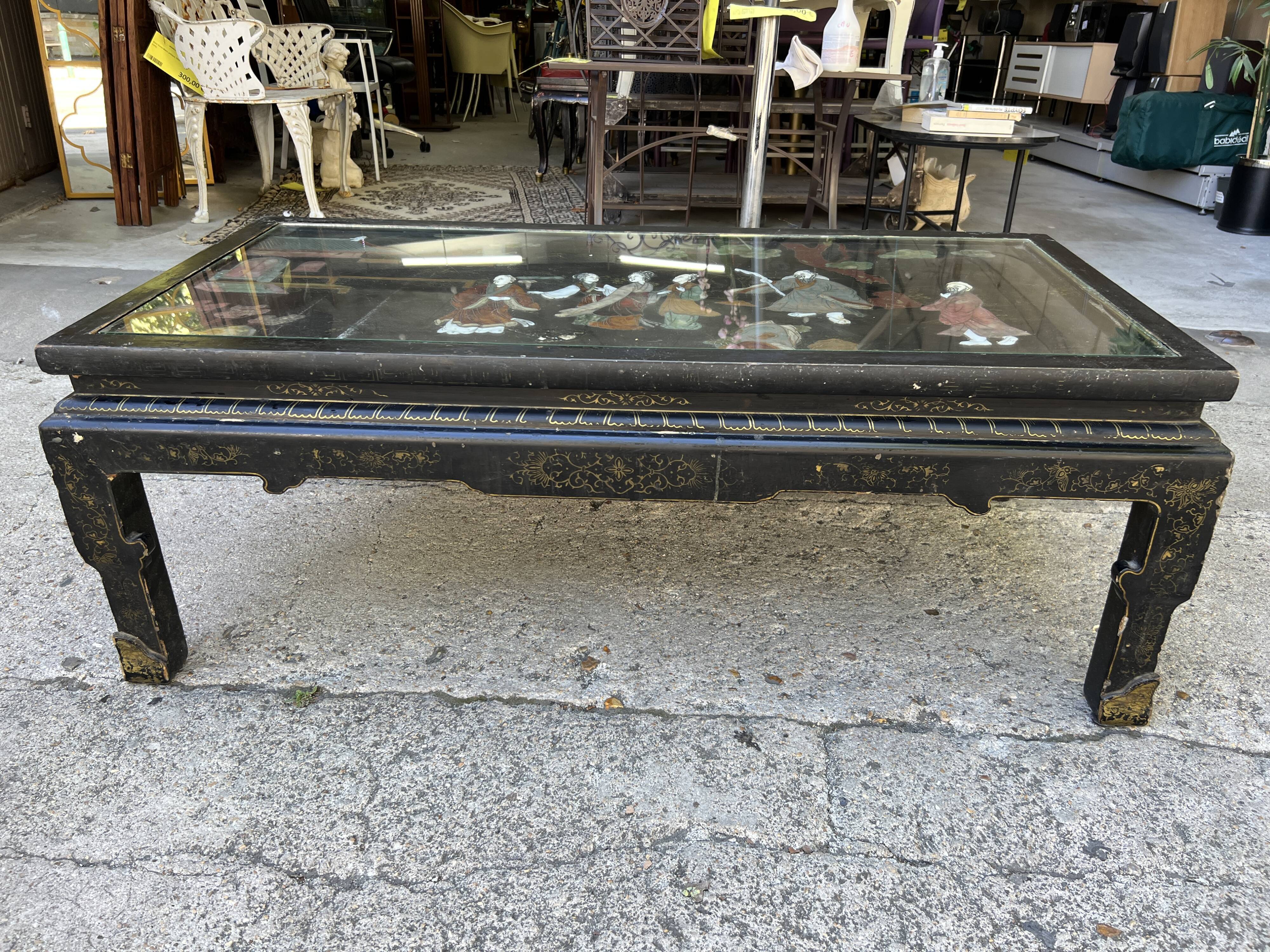 Chinese coffee table with mother-of-pearl and ivory stone inlays