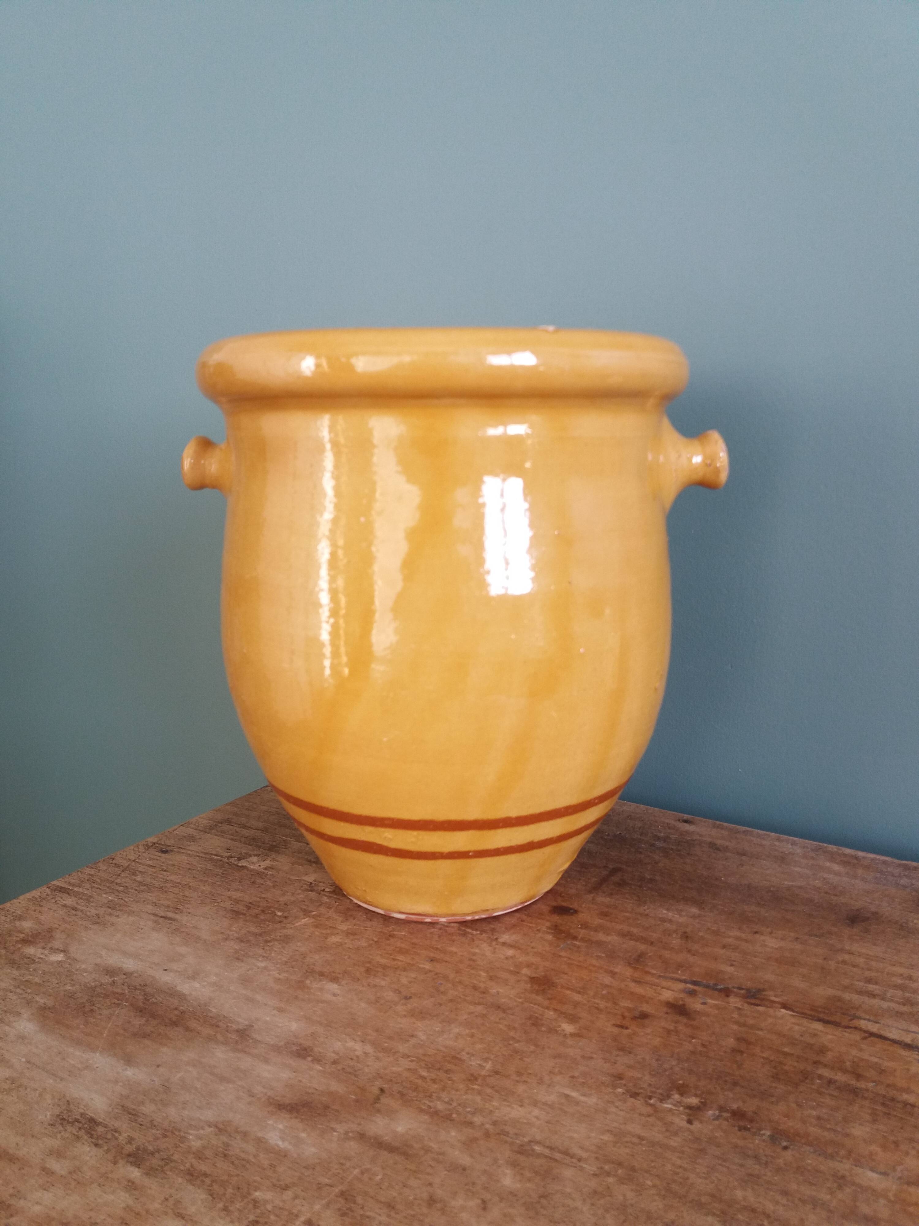 Provencal pottery terracotta jar
