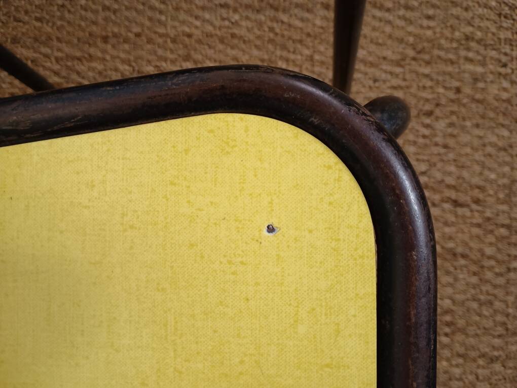 8 chaises de cantine formica rouge jaune bleu tubulure métal années 50-60