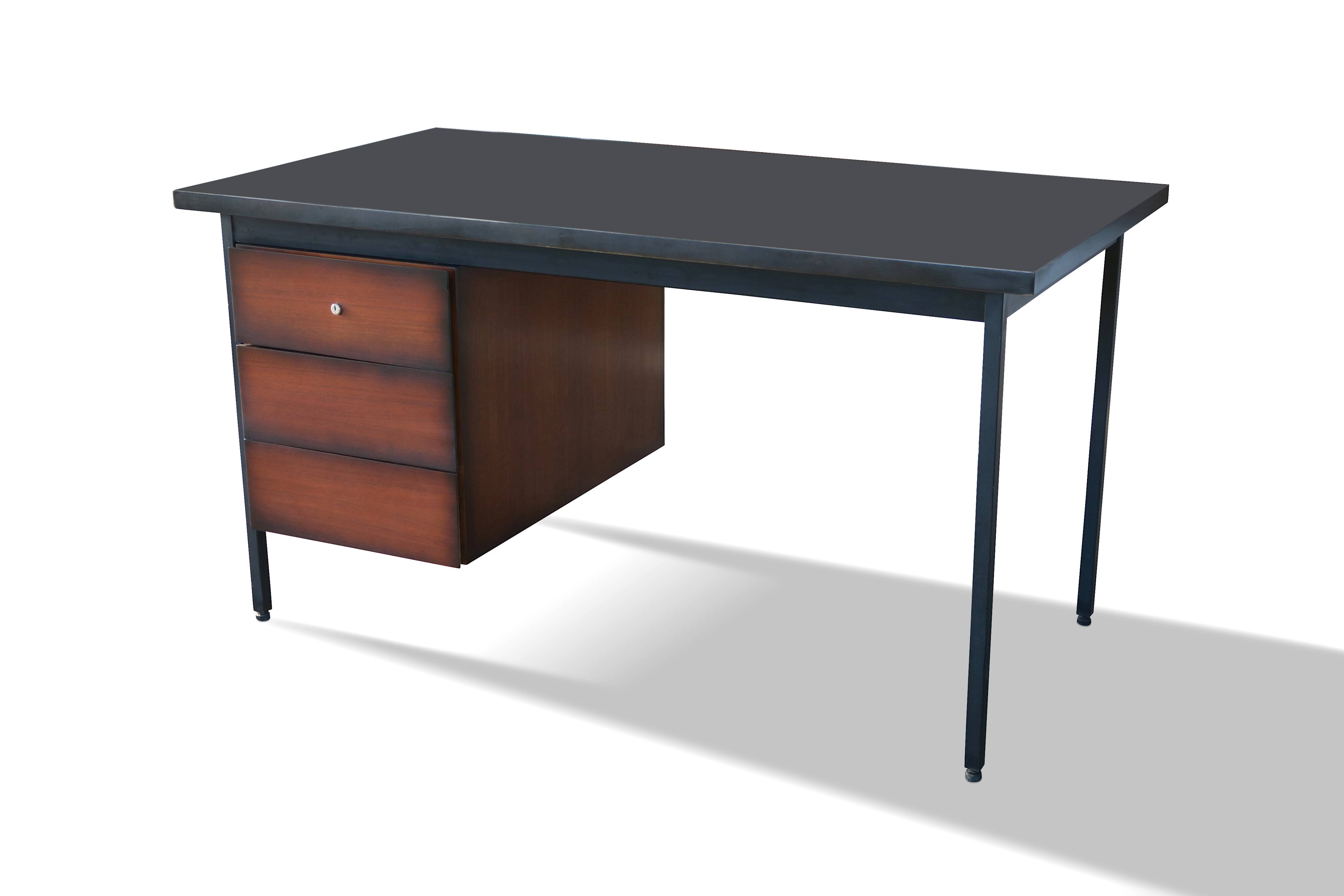 Florence Knoll desk signed Knoll – black lacquer – circa 1950