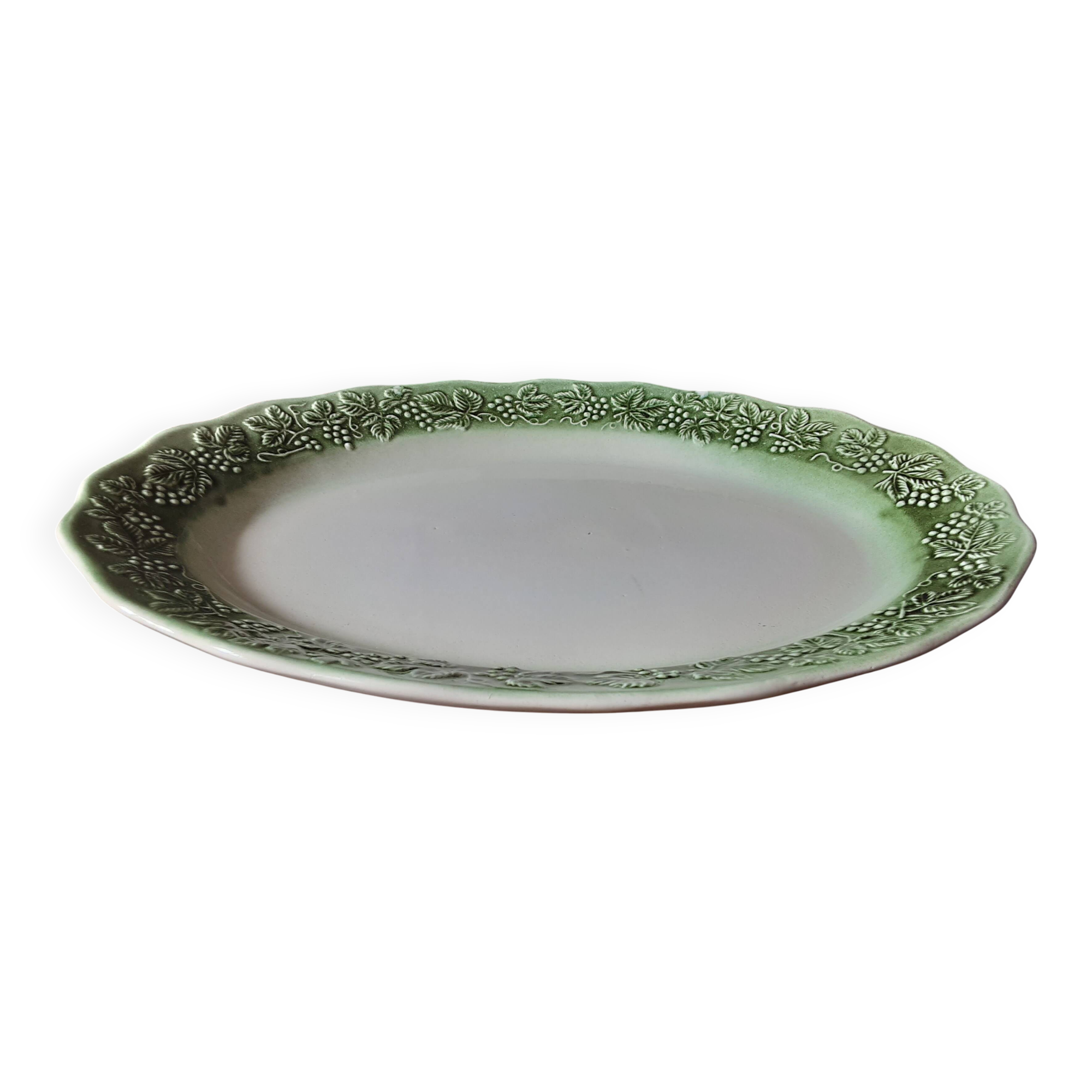 Oval ceramic dish in slip style