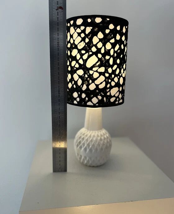 Vase lamp