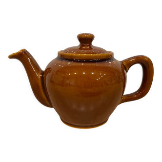 Individual earthenware teapot