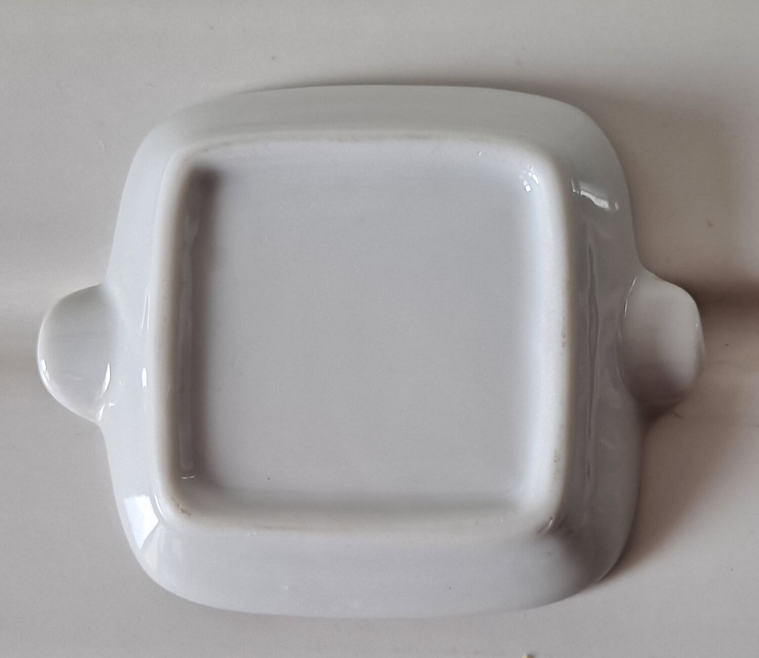 Porcelain ashtray cup with birds