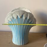 Vase shell, papyrus