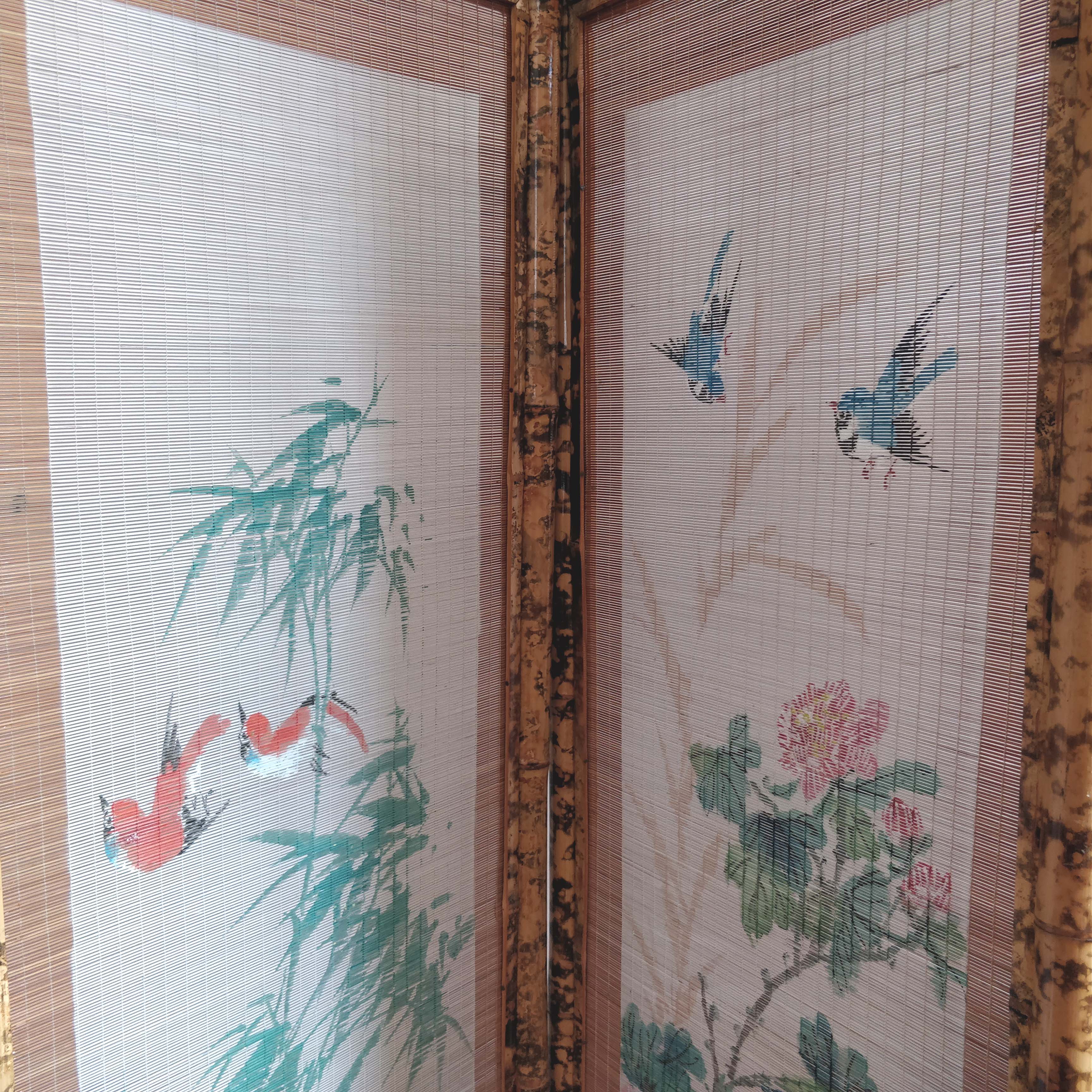 Bamboo and rice straw floral patterns screen