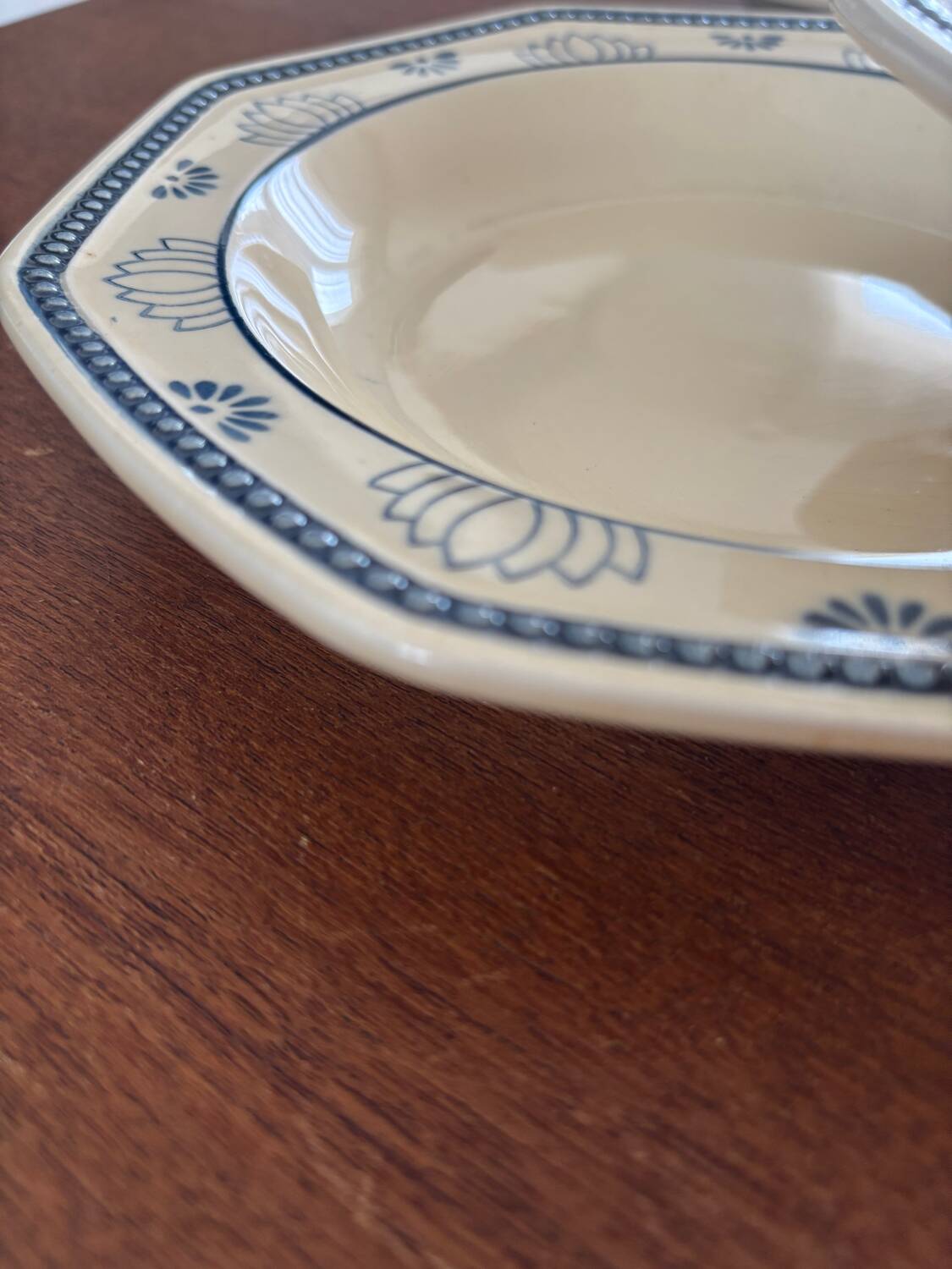 6 Longchamp France octagonal plates with blue lotus flower decorations