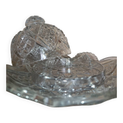 Beurrier ancien en verre taillé