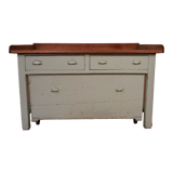 Former kitchen counter