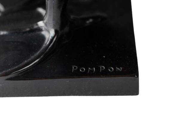 François Pompon. “Pelican,” bronze, 2006 print.