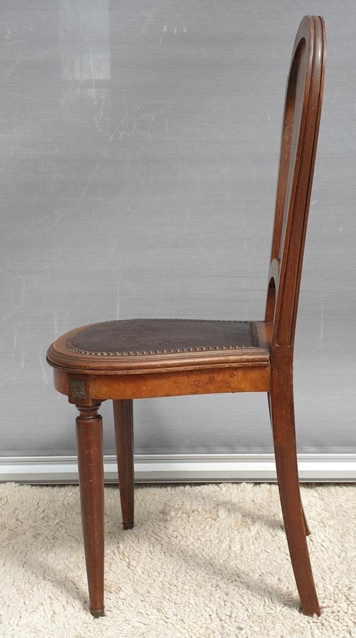 Lot 6 Art Deco chairs in Walnut style Louis XVI seat leather decorated with roses