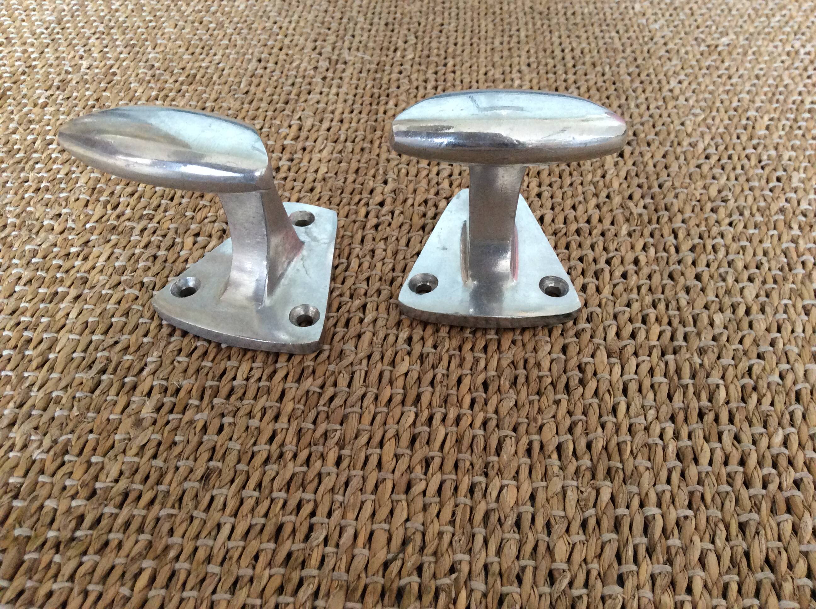 Patères en aluminium
