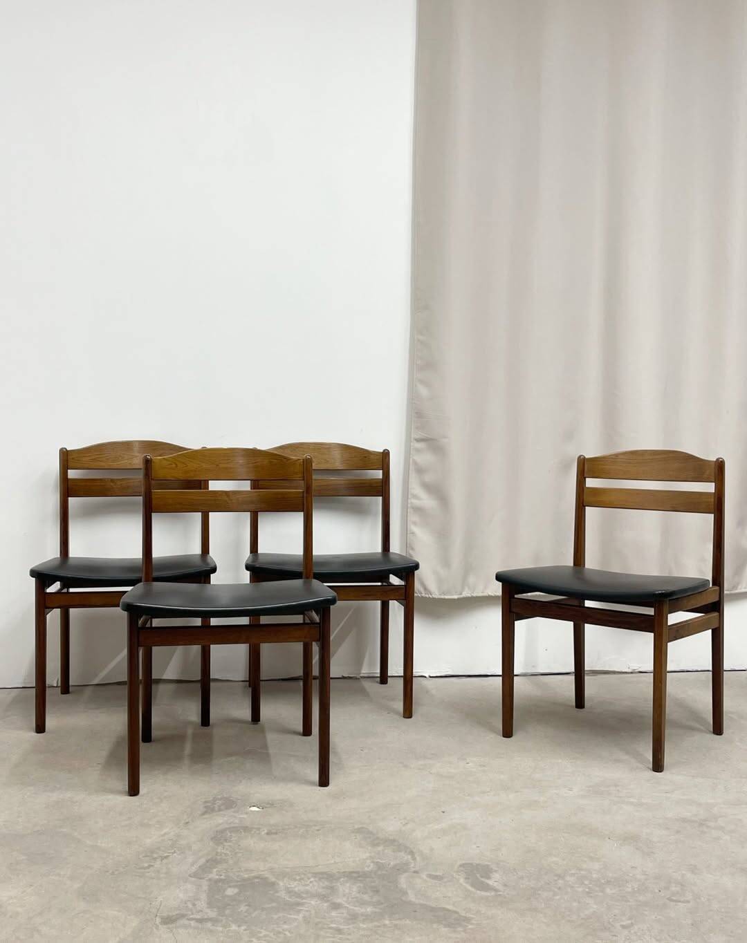 4 Danish chairs in Rio rosewood