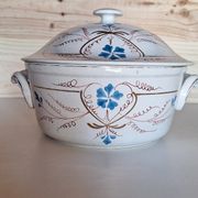 Soupière opaque de lunéville