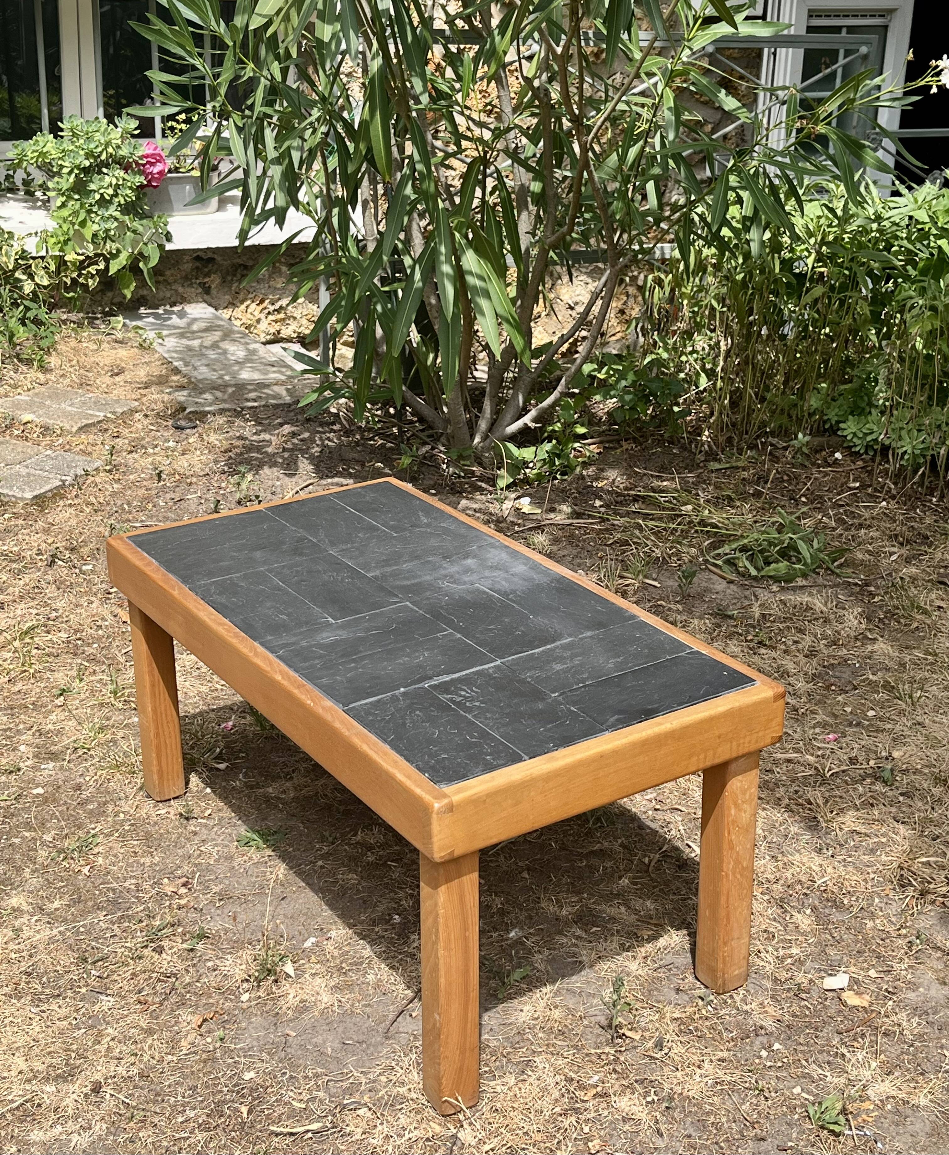 Vintage coffee table in solid wood and slate – 1970s – Modernist style