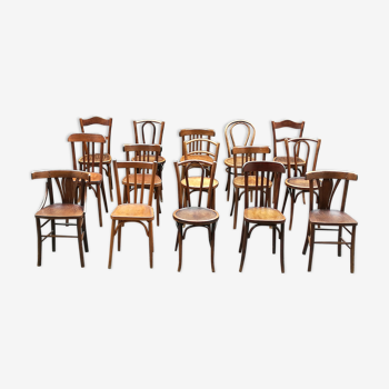 Lot of 15 vintage bistro chairs