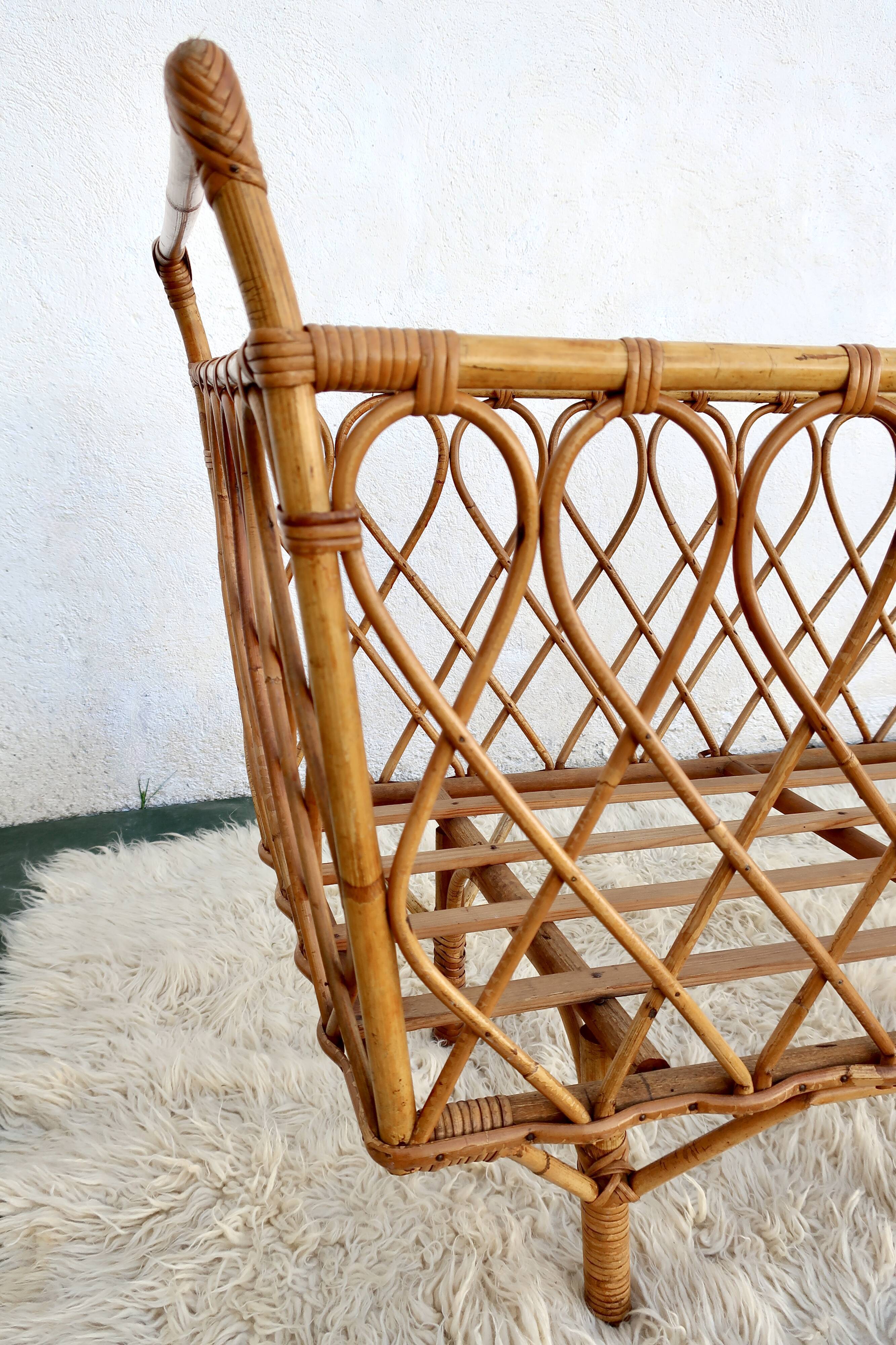Vintage rattan and bamboo crib, 60s, TBE.