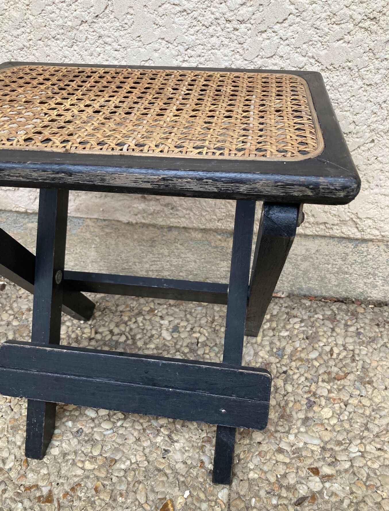 Folding stool in vintage canning