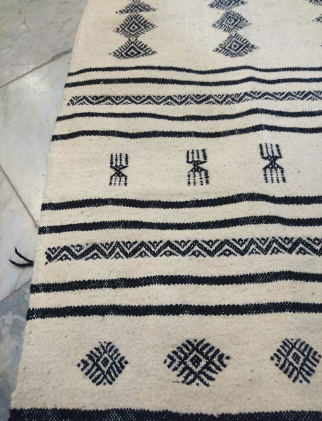 Corridor Kilim black and white handmade v