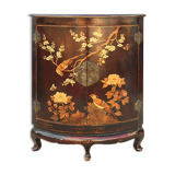 Lacquered wood notch