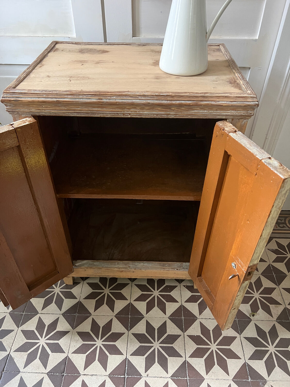 Parisian buffet style