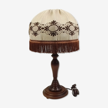 Lampe à poser sur pied en bois et abat-jour avec franges en tissu brun 53 cm