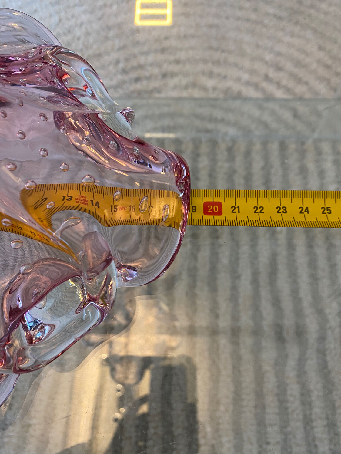 Vintage pink empty pocket ashtray in Murano by Barovier and Toso