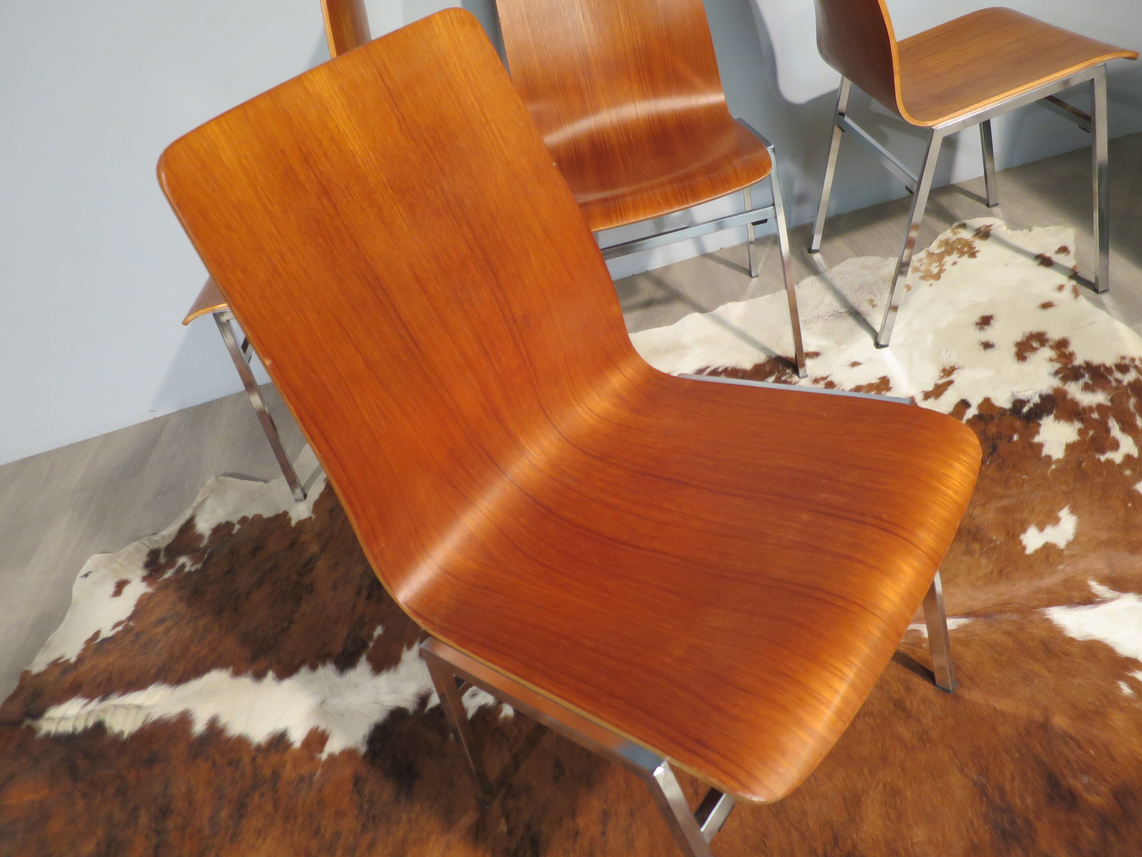 Set of 6 chairs teak and chrome