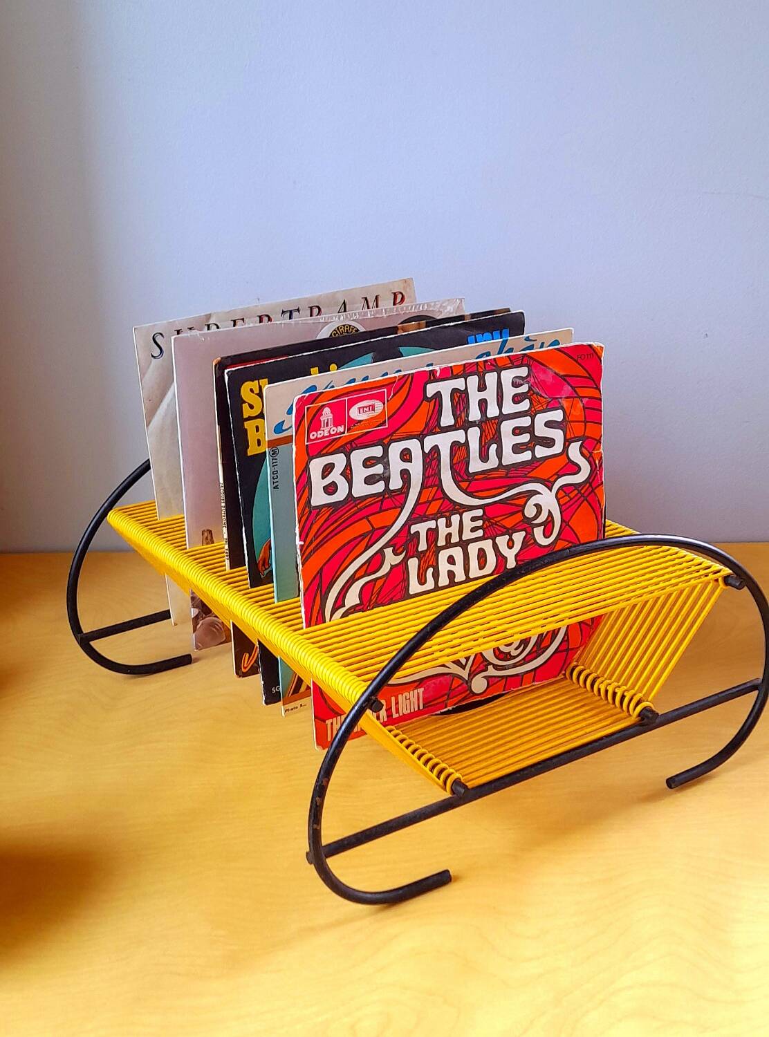 Scoubidous 70s vinyl range