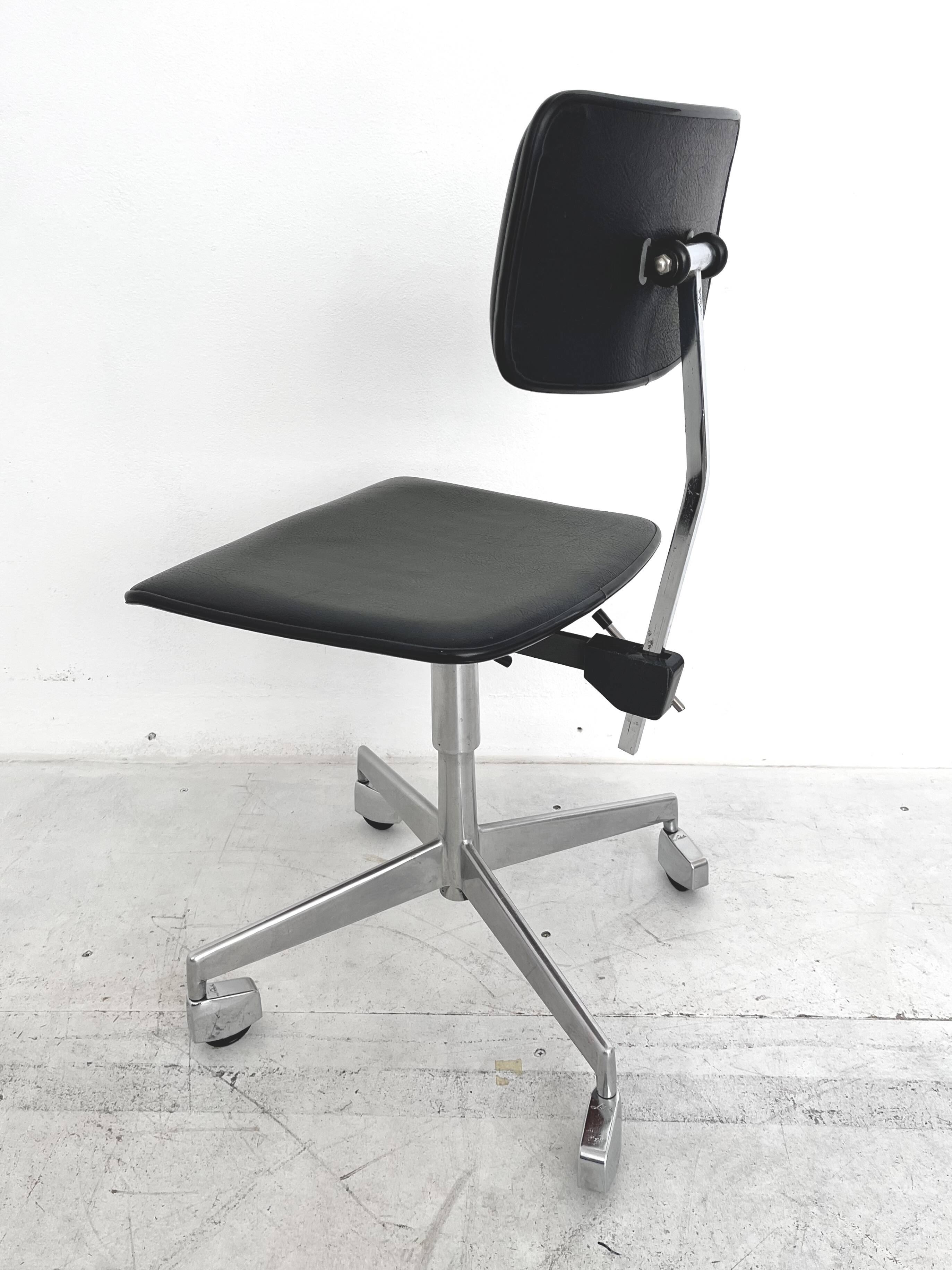 Danish design office chair Labofa