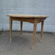 Foldable roundtable