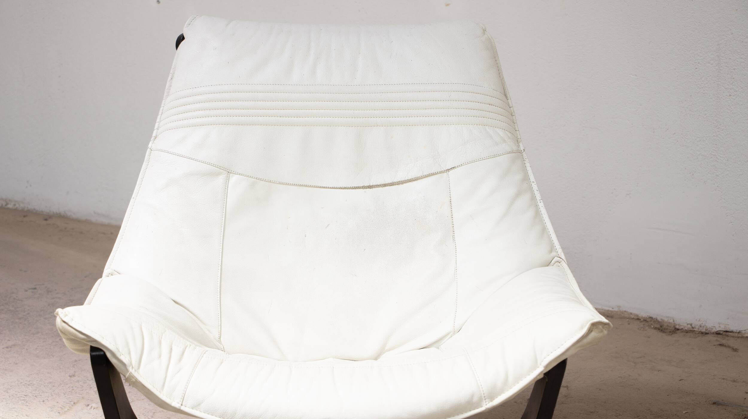 Lounge chair Flight High by Okamura and Marquardsen Nelo edition