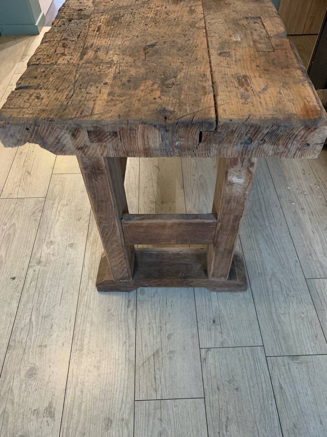 Carpenter's workbench