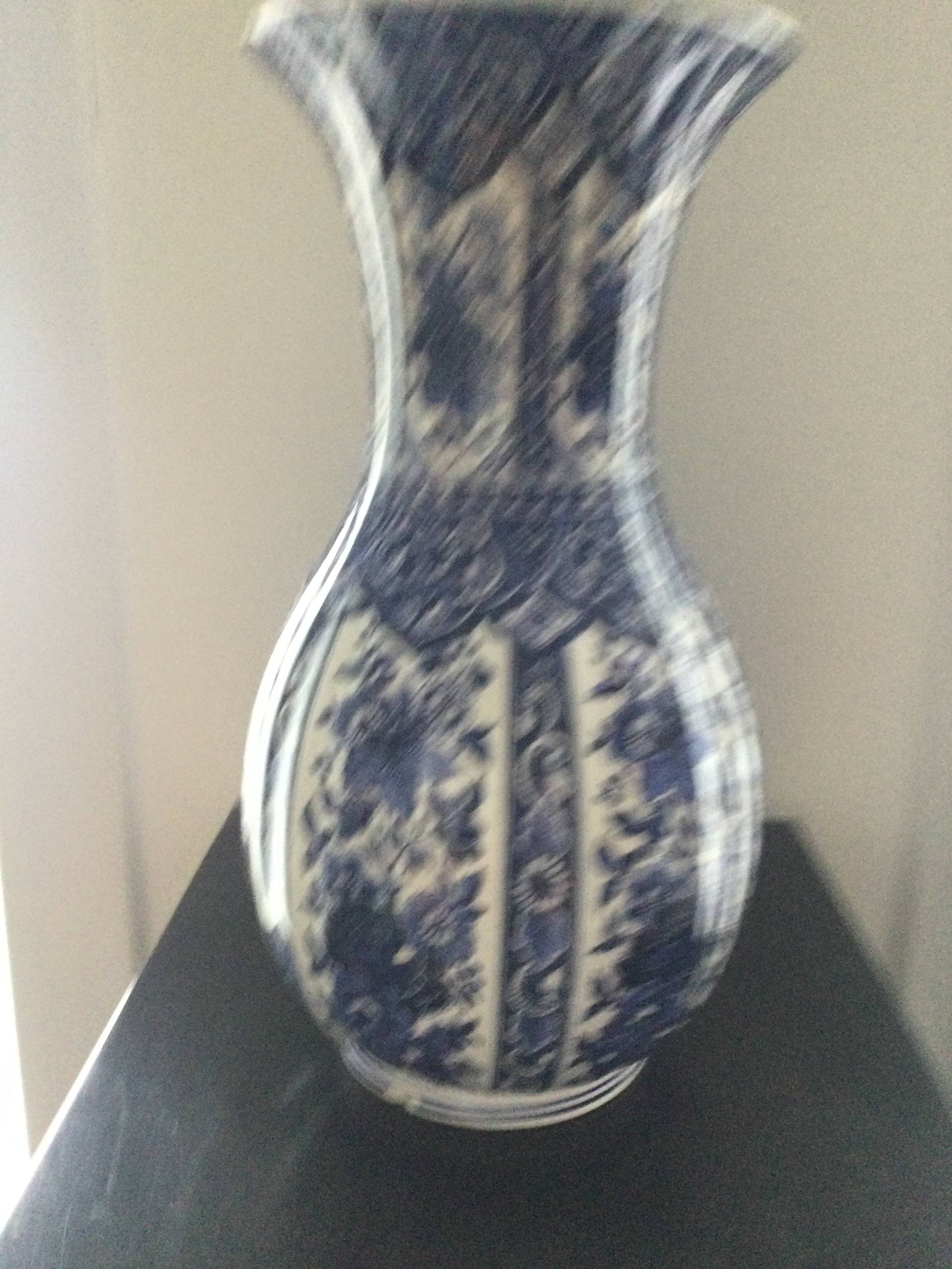 Artistiche ceramic vase