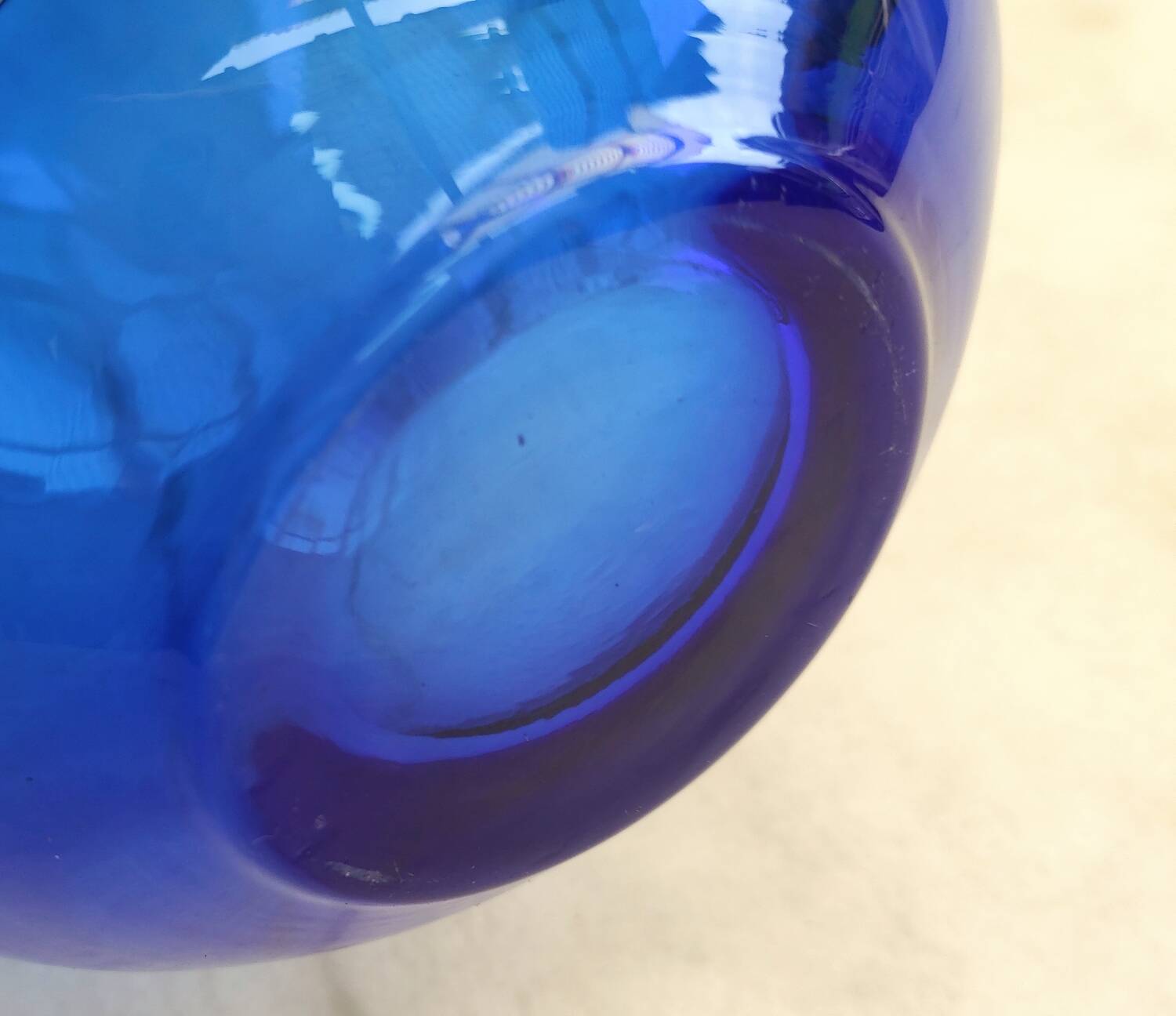 Vintage cobalt blue glass round vase