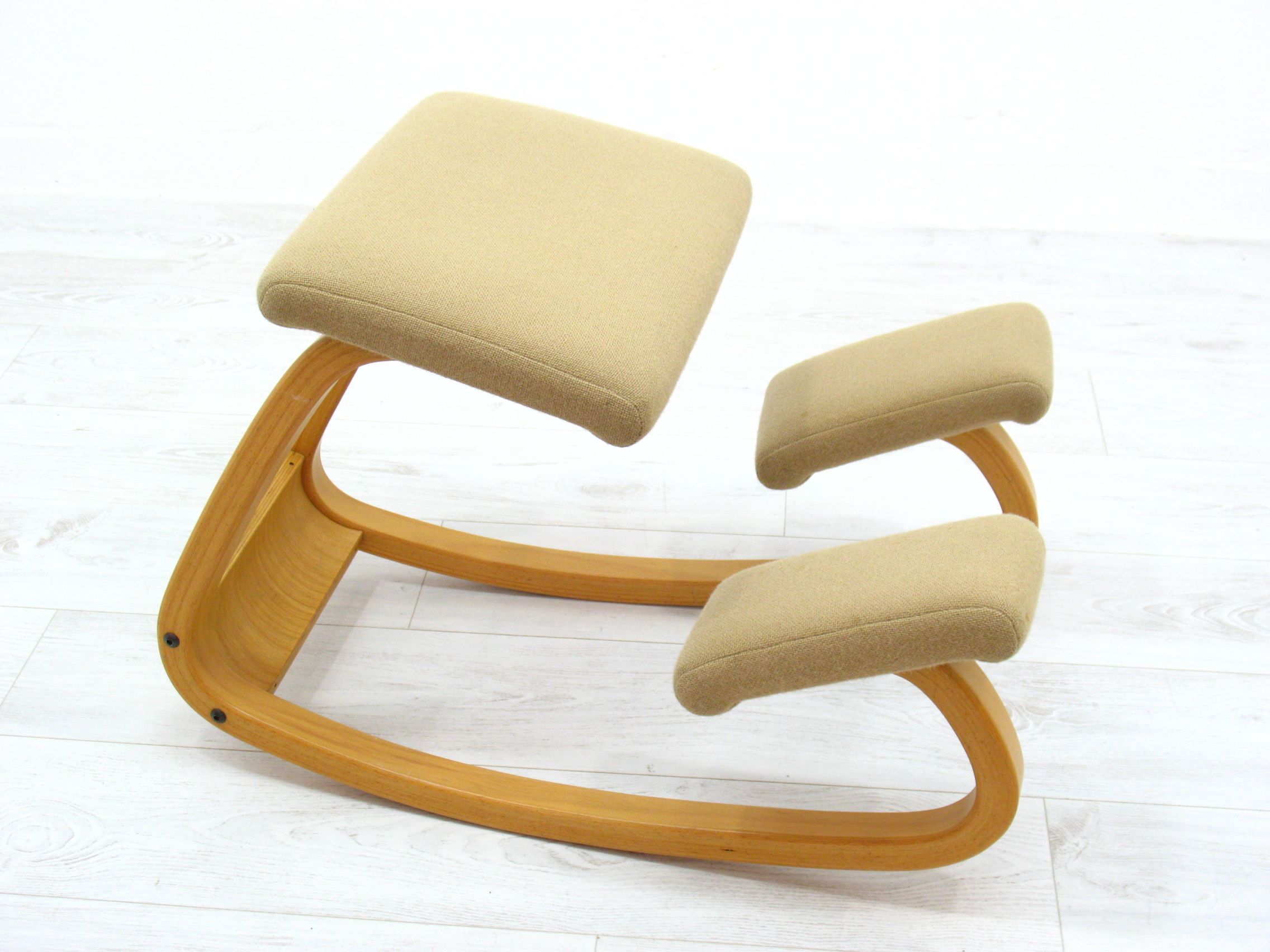 Chaise de bureau ergonomique agenouillée par Peter Opsvik pour Stokke