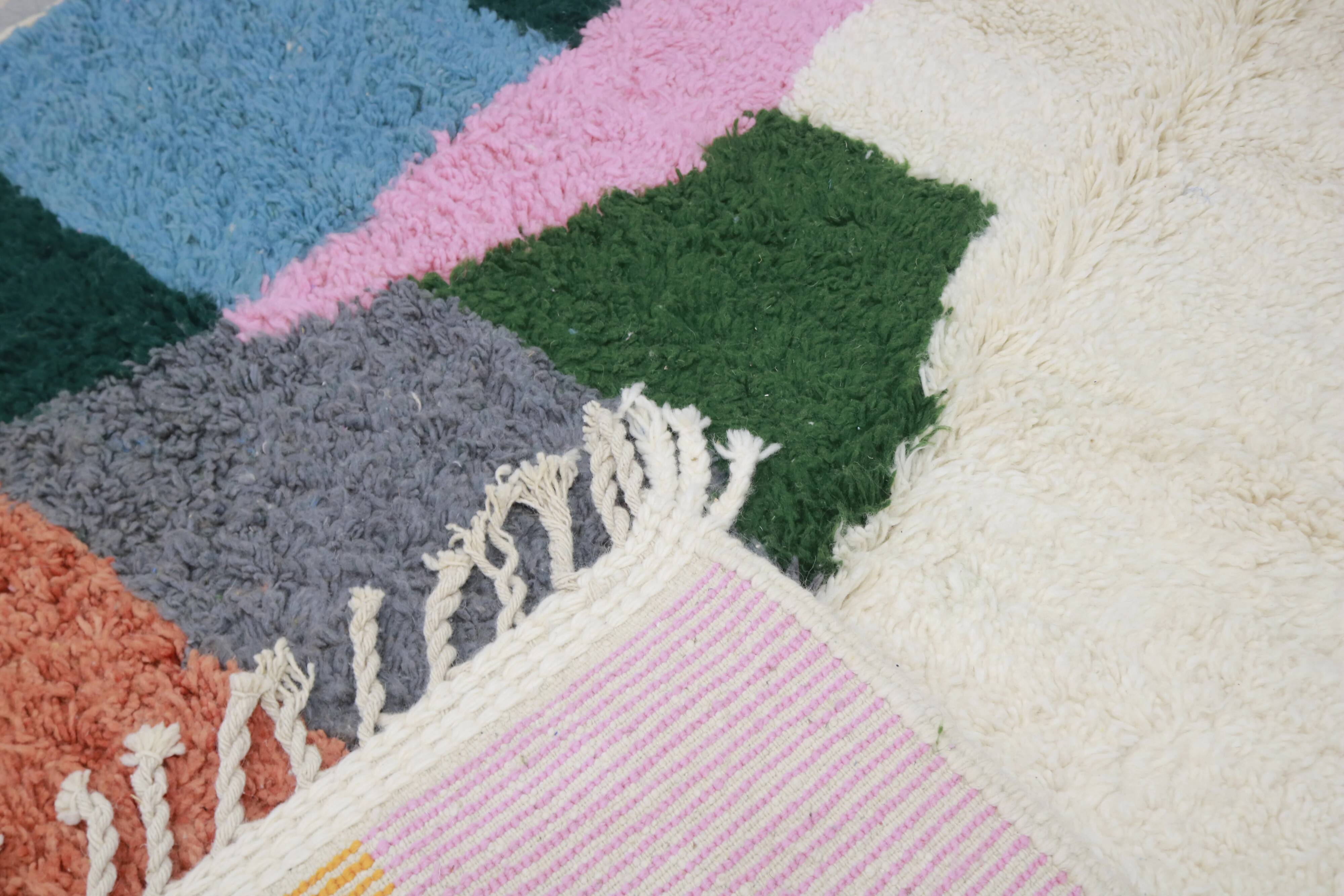 Large Azilal rug 305×200 cm – Colourful geometric and abstract design, GO-967