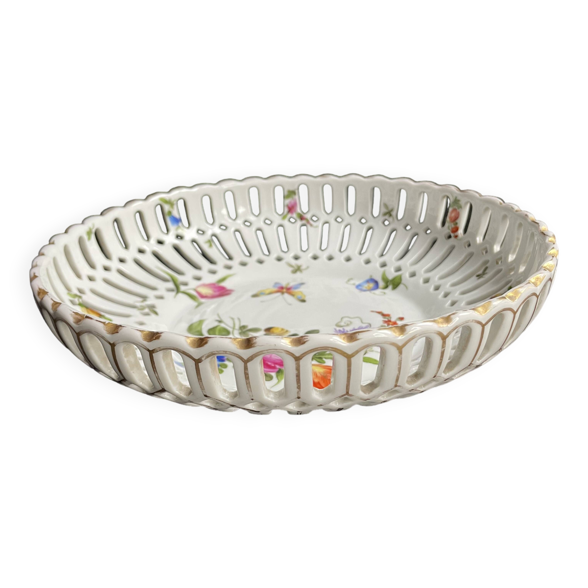 Openwork porcelain bowl with hand decoration – Von Schierholz manufactory in Plaue