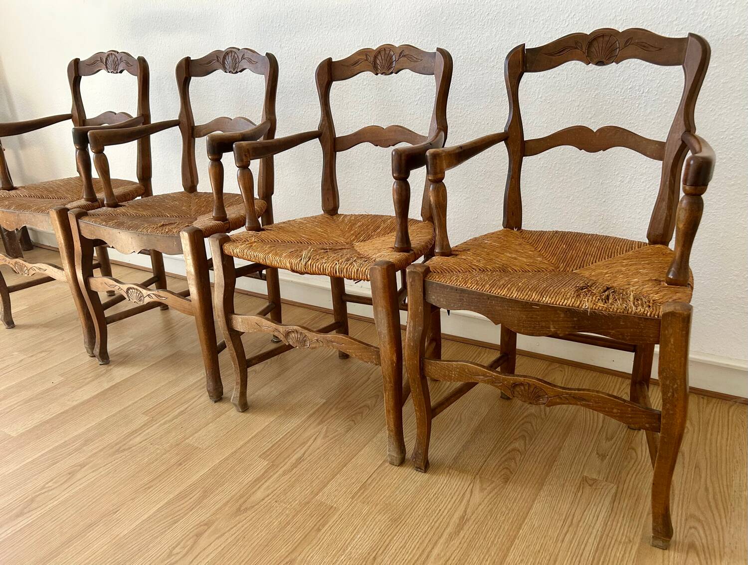 Set of 4 Louis XV style oak straw chairs/armchairs