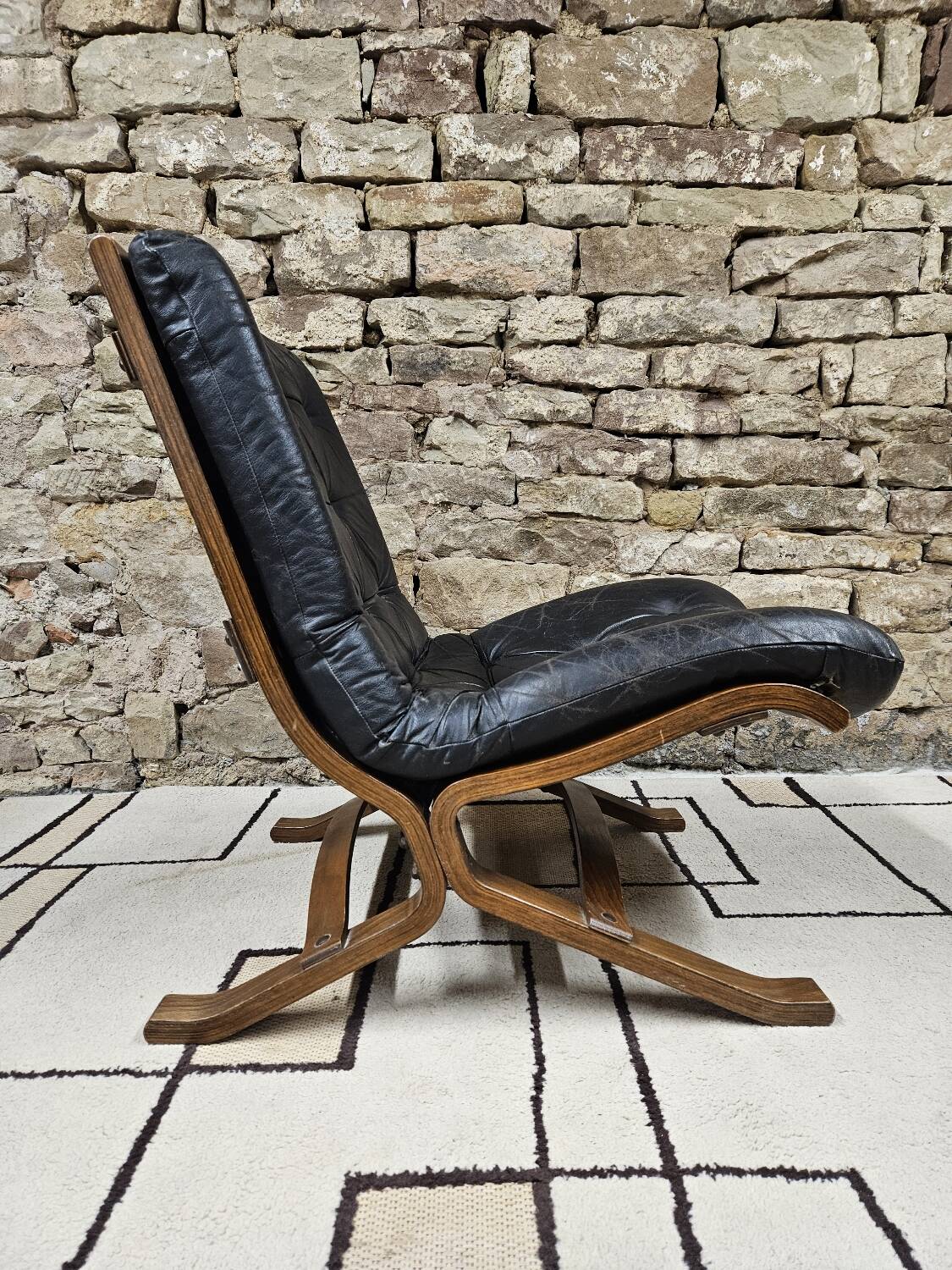 Fauteuil cuir vintage 1970"