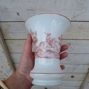 Vase en opaline motifs en grisaille rouge Chasse au Sanglier