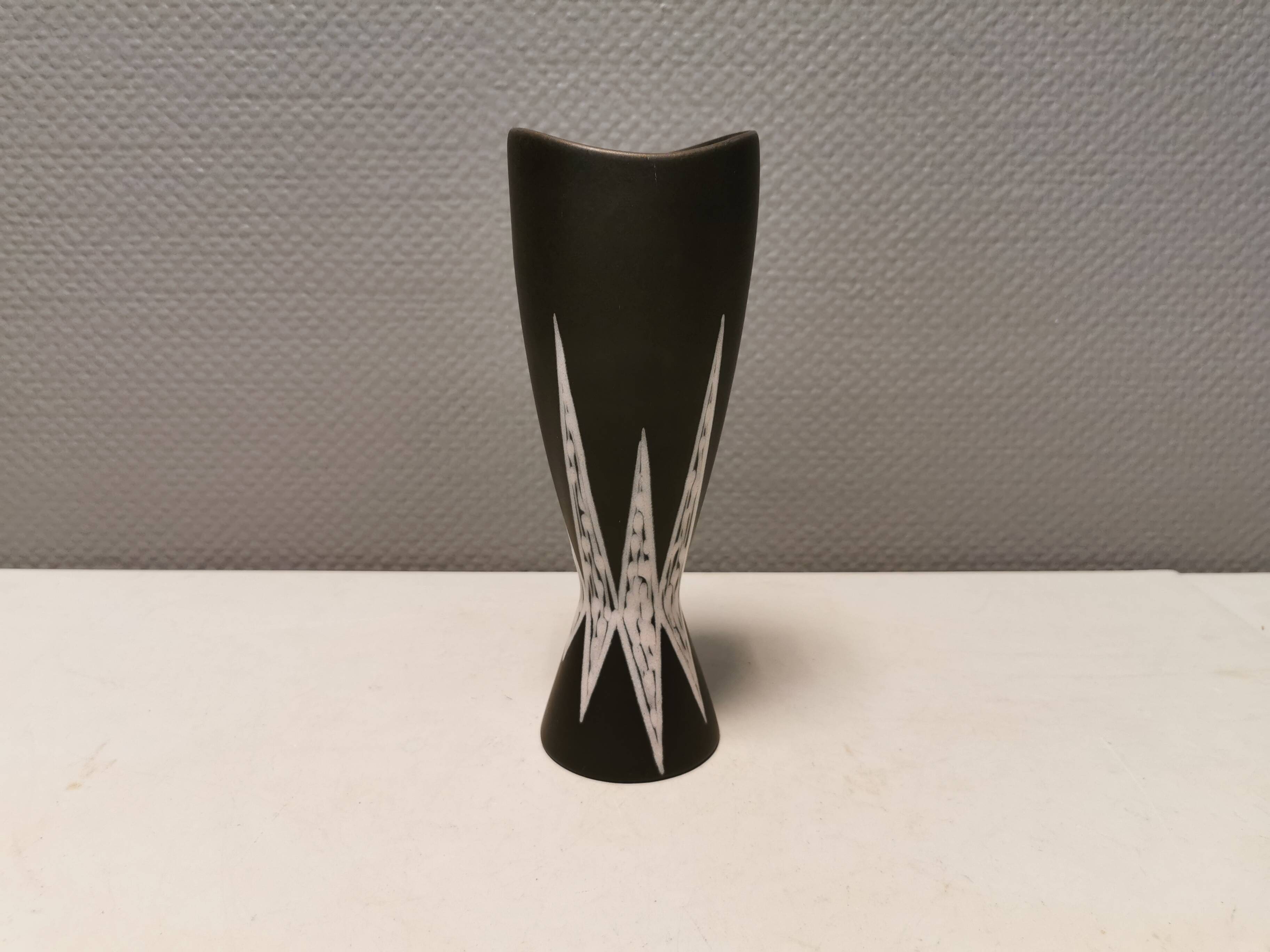 Large Burgundia vase number 2036, by the famous Svend Aage Holm-Sørensenen for Søholm Denmark.