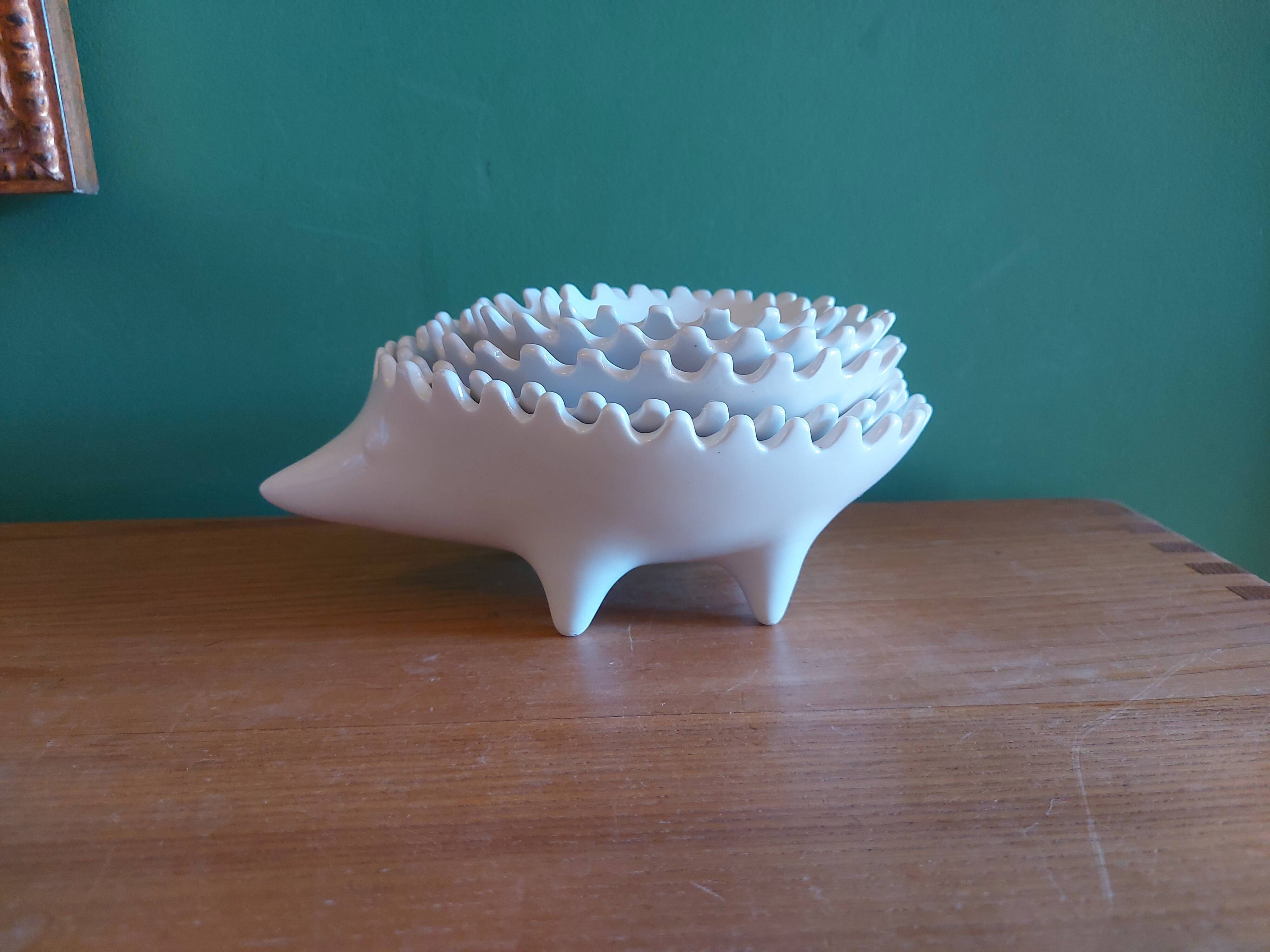 Stackable pocket set zoomorphic , ceramic este , italy " herissons "