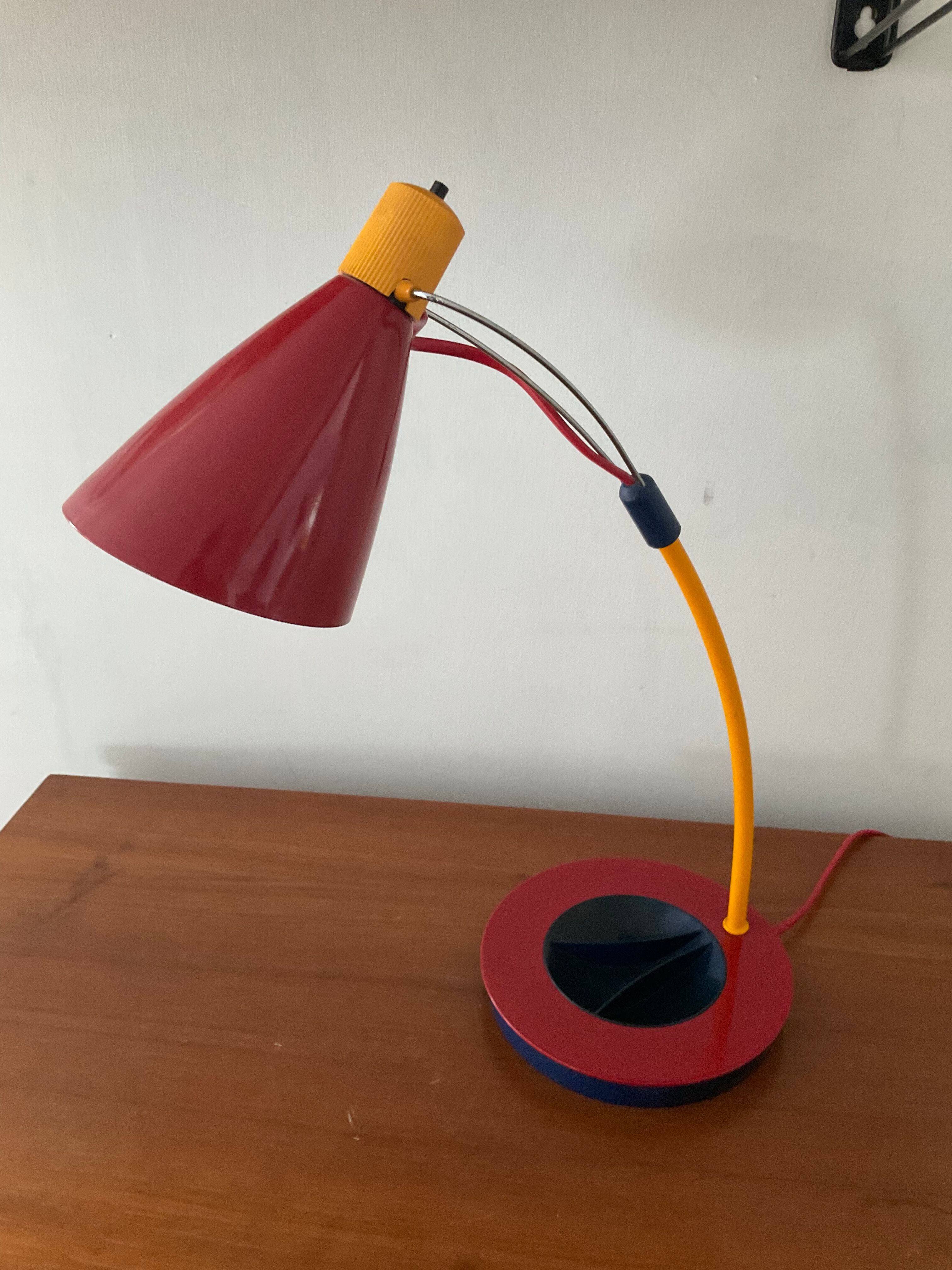 Articulated desk lamp of the 80s