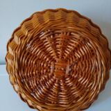 Woven wicker basket
